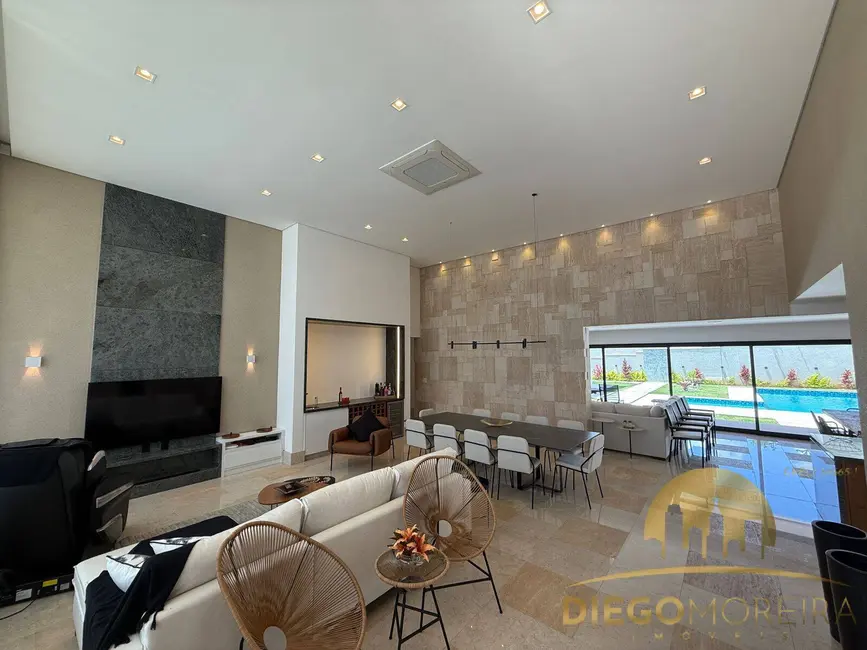 Casa de Condomínio com 5 quartos à venda, 319m2 em Piracaia - SP - imagem 5 Foto 5 de Casa de Condomínio com 5 quartos à venda, 319m2 em Piracaia - SP