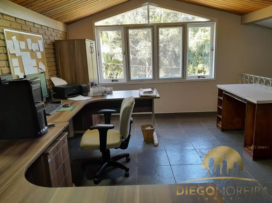 Casa de Condomínio com 3 quartos à venda, 331m2 em Parque Arco Iris, Atibaia - SP - imagem 3 Foto 3 de Casa de Condomínio com 3 quartos à venda, 331m2 em Parque Arco Iris, Atibaia - SP