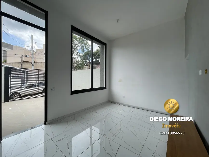 Casa com 3 quartos à venda, 160m2 em Jardim das Cerejeiras, Atibaia - SP - imagem 4 Foto 4 de Casa com 3 quartos à venda, 160m2 em Jardim das Cerejeiras, Atibaia - SP