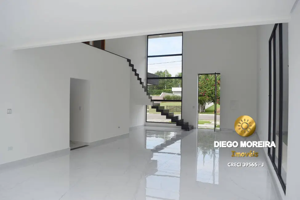Foto 3 de Casa de Condomínio com 4 quartos à venda, 252m2 em Usina, Atibaia - SP