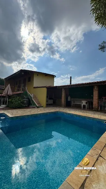 Casa com 5 quartos à venda, 135m2 em Jardim das Cerejeiras, Atibaia - SP - imagem 1 Foto 1 de Casa com 5 quartos à venda, 135m2 em Jardim das Cerejeiras, Atibaia - SP