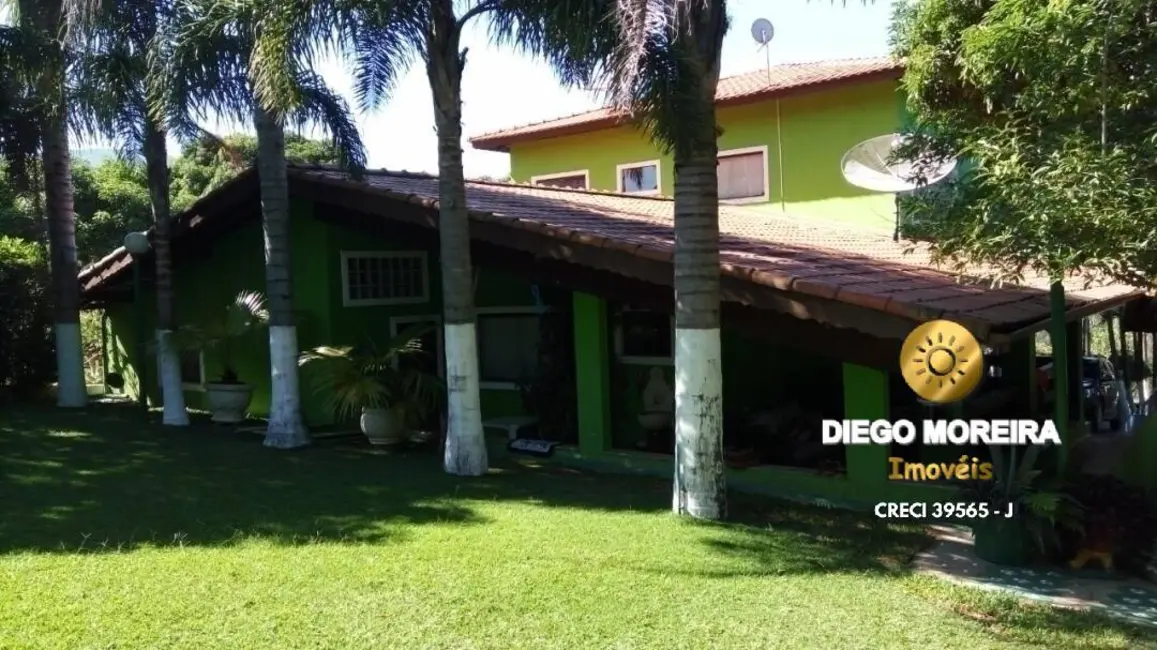 Chácara com 7 quartos à venda, 3000m2 em Centro, Vargem - SP - imagem 5 Foto 5 de Chácara com 7 quartos à venda, 3000m2 em Centro, Vargem - SP