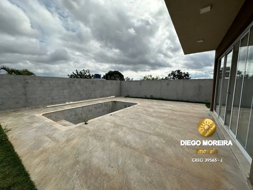 Casa de Condomínio com 3 quartos à venda, 510m2 em Jardim Shangri-Lá, Atibaia - SP - imagem 8 Foto 8 de Casa de Condomínio com 3 quartos à venda, 510m2 em Jardim Shangri-Lá, Atibaia - SP