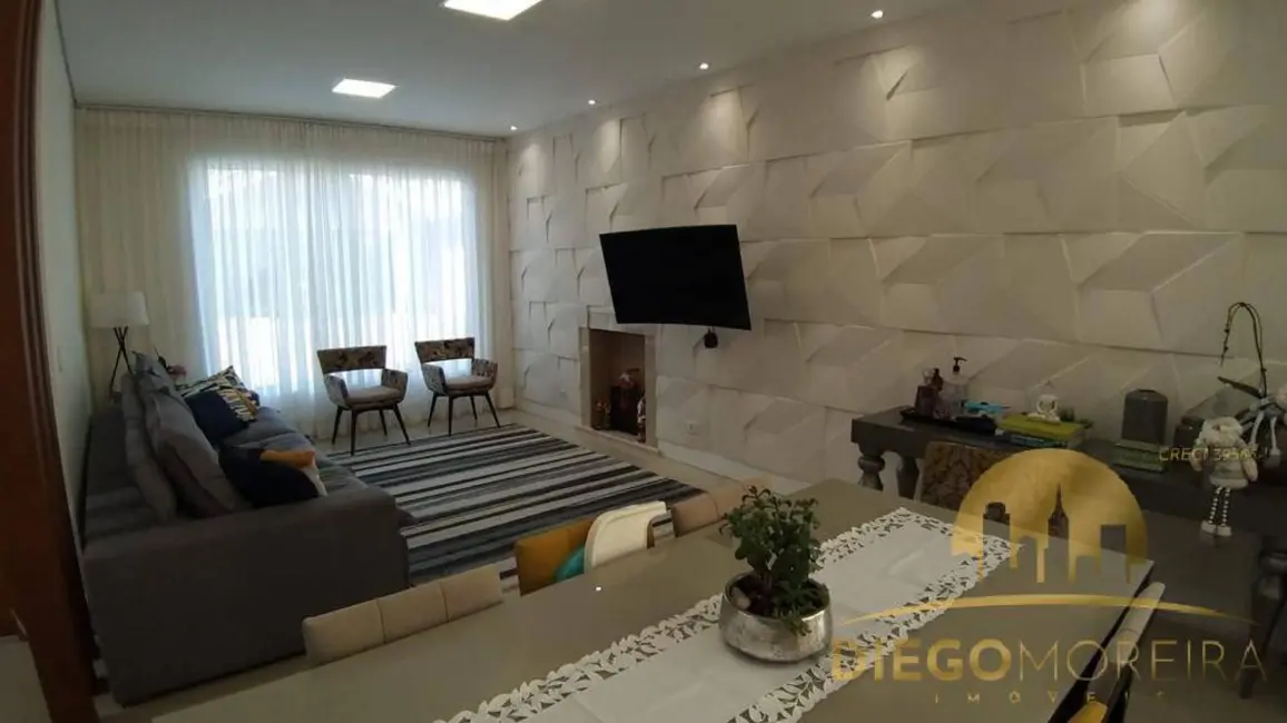 Foto 2 de Casa de Condomínio com 4 quartos à venda, 220m2 em Cidade Satélite, Atibaia - SP