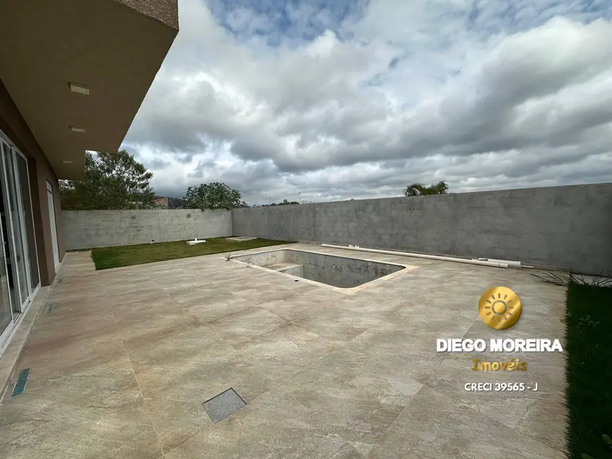 Casa de Condomínio com 3 quartos à venda, 510m2 em Jardim Shangri-Lá, Atibaia - SP - imagem 6 Foto 6 de Casa de Condomínio com 3 quartos à venda, 510m2 em Jardim Shangri-Lá, Atibaia - SP