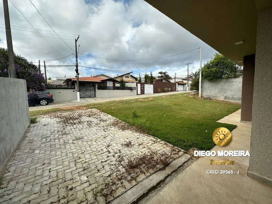 Casa de Condomínio com 3 quartos à venda, 510m2 em Jardim Shangri-Lá, Atibaia - SP - imagem 5 Foto 5 de Casa de Condomínio com 3 quartos à venda, 510m2 em Jardim Shangri-Lá, Atibaia - SP