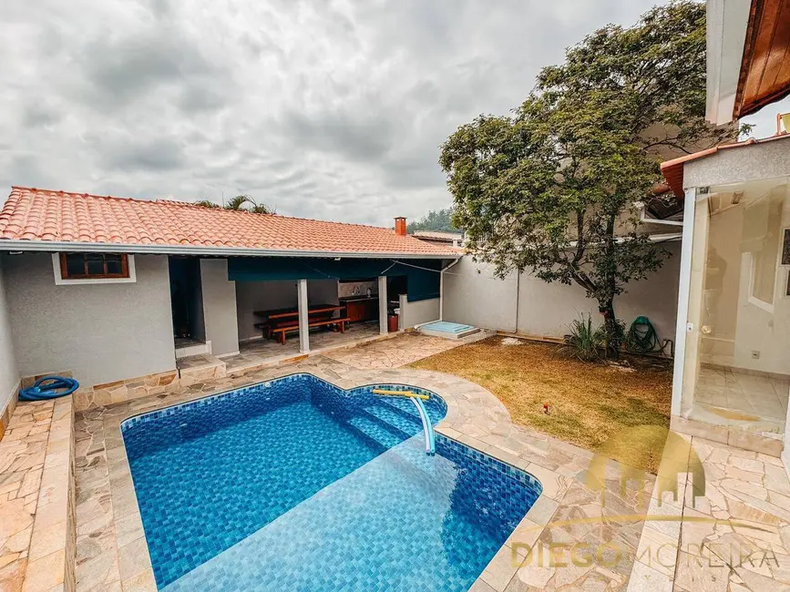 Foto 1 de Casa com 3 quartos à venda, 103m2 em Mairipora - SP