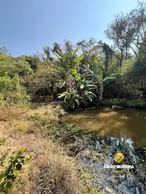 Foto 3 de Chácara com 2 quartos à venda, 4400m2 em Jardim Estância Brasil, Atibaia - SP