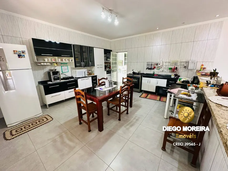 Foto 3 de Chácara com 3 quartos à venda, 850m2 em Mairipora - SP