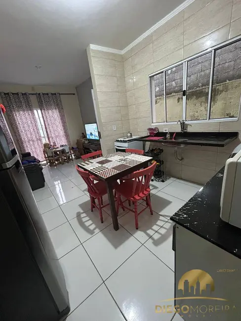 Foto 2 de Casa com 2 quartos à venda, 125m2 em Mairipora - SP