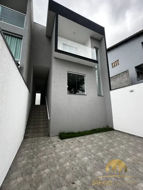 Casa com 3 quartos à venda, 150m2 em Laranjeiras, Caieiras - SP - imagem 1 Foto 1 de Casa com 3 quartos à venda, 150m2 em Laranjeiras, Caieiras - SP