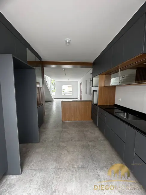 Casa com 3 quartos à venda, 150m2 em Laranjeiras, Caieiras - SP - imagem 5 Foto 5 de Casa com 3 quartos à venda, 150m2 em Laranjeiras, Caieiras - SP