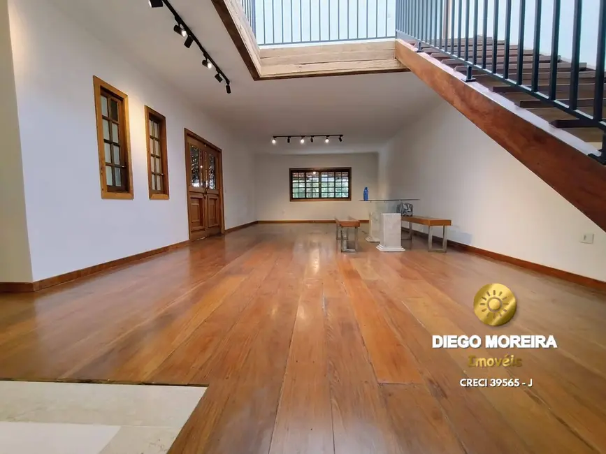 Foto 4 de Casa com 3 quartos à venda, 300m2 em Mairipora - SP