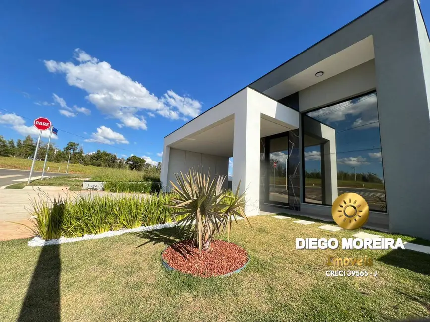 Foto 2 de Casa de Condomínio com 3 quartos à venda e para alugar, 192m2 em Cachoeira, Atibaia - SP