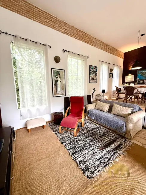 Casa de Condomínio com 3 quartos à venda, 150m2 em Nova Gardênia, Atibaia - SP - imagem 4 Foto 4 de Casa de Condomínio com 3 quartos à venda, 150m2 em Nova Gardênia, Atibaia - SP