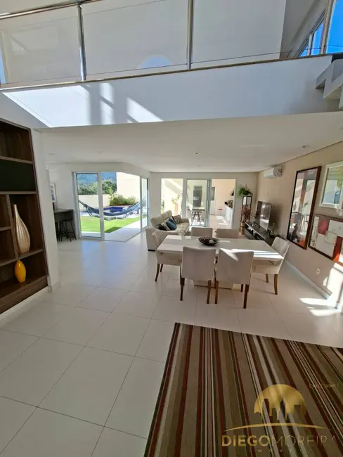 Casa de Condomínio com 4 quartos à venda, 292m2 em Condomínio Residencial Água Verde, Atibaia - SP - imagem 6 Foto 6 de Casa de Condomínio com 4 quartos à venda, 292m2 em Condomínio Residencial Água Verde, Atibaia - SP