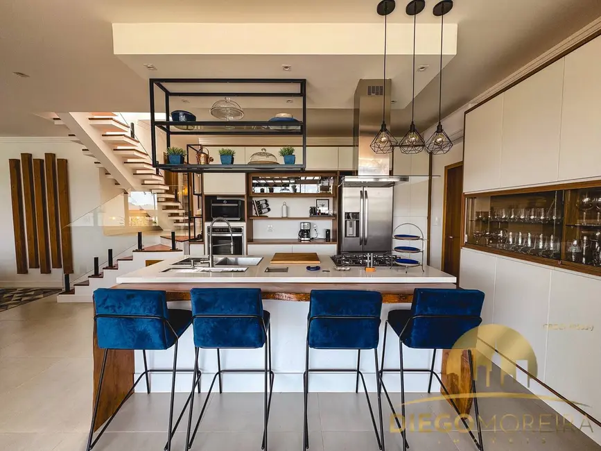 Foto 8 de Casa de Condomínio com 6 quartos à venda, 1000m2 em Piracaia - SP