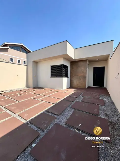 Foto 1 de Casa com 3 quartos à venda, 175m2 em Nova Cerejeira, Atibaia - SP