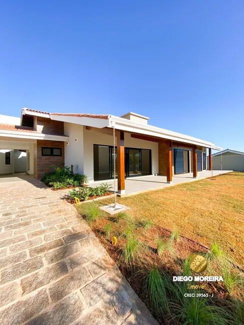 Foto 1 de Casa de Condomínio com 3 quartos à venda, 1000m2 em Itapetinga, Atibaia - SP