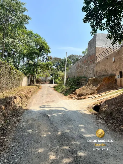 Foto 2 de Terreno / Lote à venda, 268m2 em Mairipora - SP