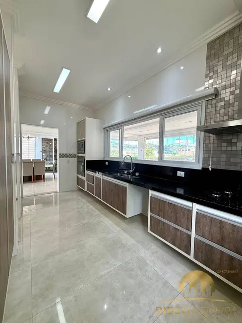 Foto 9 de Casa de Condomínio com 4 quartos à venda e para alugar, 417m2 em Tanque, Atibaia - SP