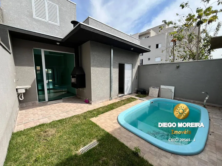 Foto 2 de Casa com 3 quartos à venda, 103m2 em Nova Cerejeira, Atibaia - SP