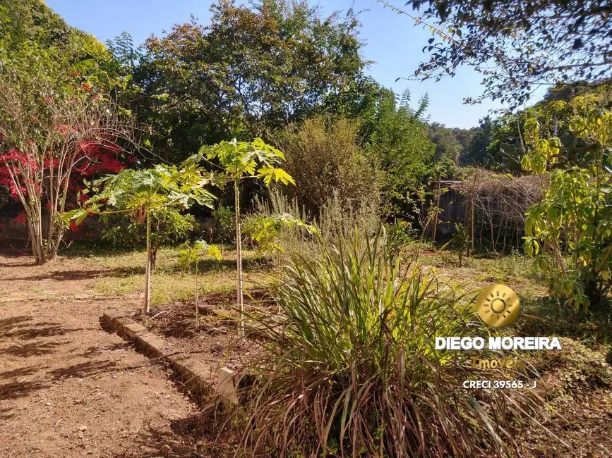 Chácara com 2 quartos à venda, 960m2 em Jardim Brisa, Atibaia - SP - imagem 8 Foto 8 de Chácara com 2 quartos à venda, 960m2 em Jardim Brisa, Atibaia - SP