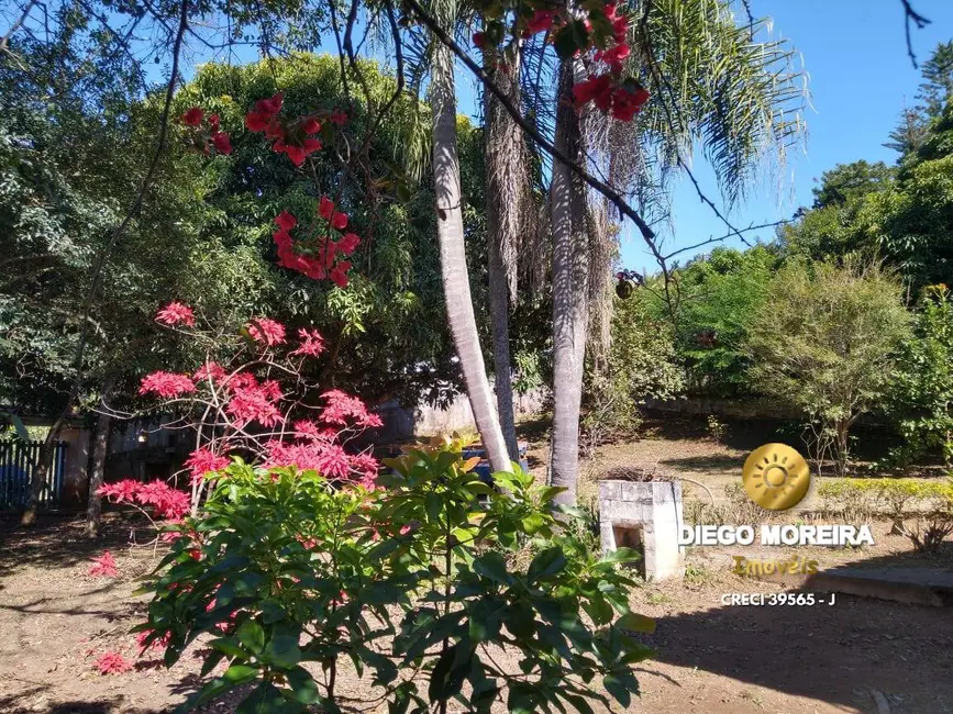 Chácara com 2 quartos à venda, 960m2 em Jardim Brisa, Atibaia - SP - imagem 7 Foto 7 de Chácara com 2 quartos à venda, 960m2 em Jardim Brisa, Atibaia - SP