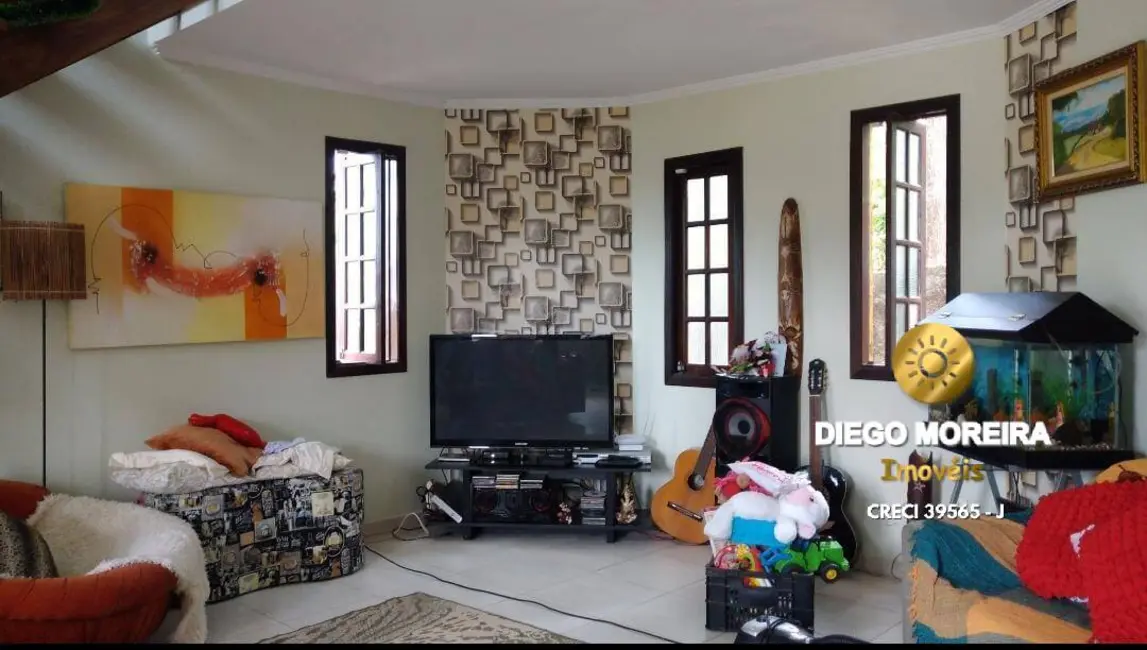 Chácara com 2 quartos à venda, 1000m2 em Jardim Brisa, Atibaia - SP - imagem 4 Foto 4 de Chácara com 2 quartos à venda, 1000m2 em Jardim Brisa, Atibaia - SP