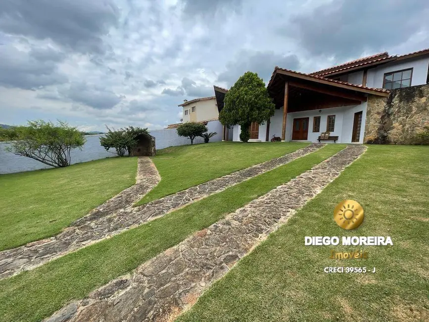 Foto 2 de Chácara com 3 quartos à venda, 1420m2 em Batatuba, Piracaia - SP