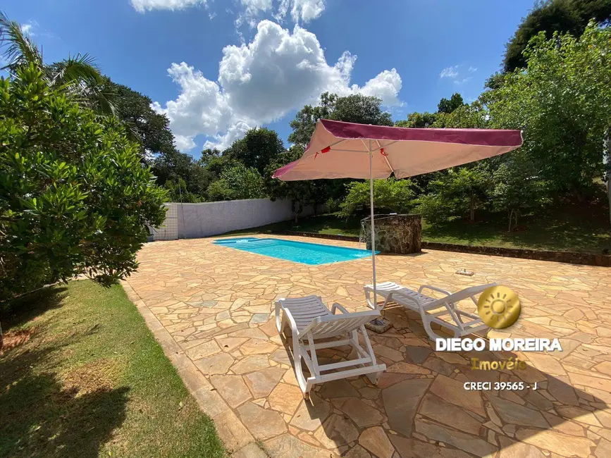 Chácara com 3 quartos à venda, 1420m2 em Batatuba, Piracaia - SP - imagem 8 Foto 8 de Chácara com 3 quartos à venda, 1420m2 em Batatuba, Piracaia - SP