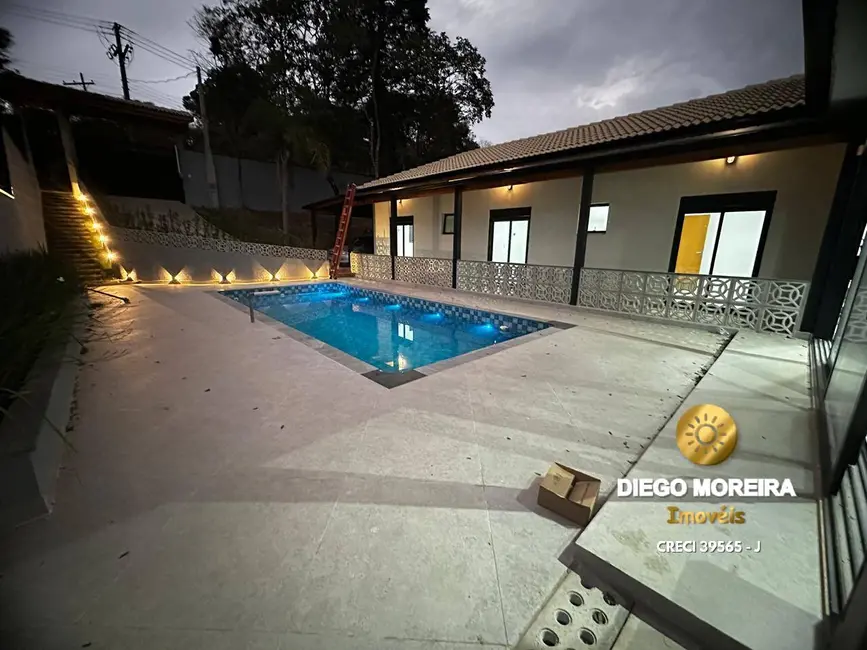 Foto 5 de Chácara com 3 quartos à venda, 198m2 em Jardim Estância Brasil, Atibaia - SP