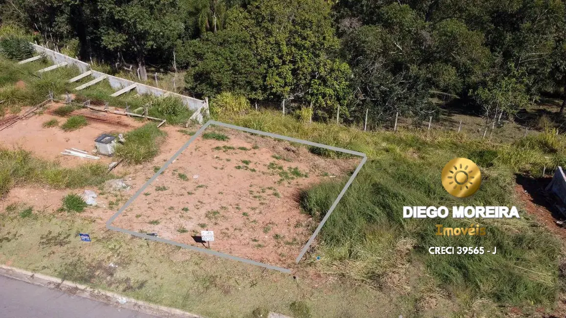 Foto 2 de Terreno / Lote à venda, 262m2 em Piracaia - SP