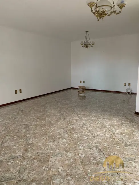 Foto 8 de Casa com 2 quartos à venda e para alugar, 300m2 em Alvinópolis, Atibaia - SP