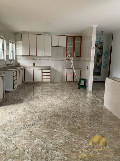 Foto 3 de Casa com 2 quartos à venda e para alugar, 300m2 em Alvinópolis, Atibaia - SP