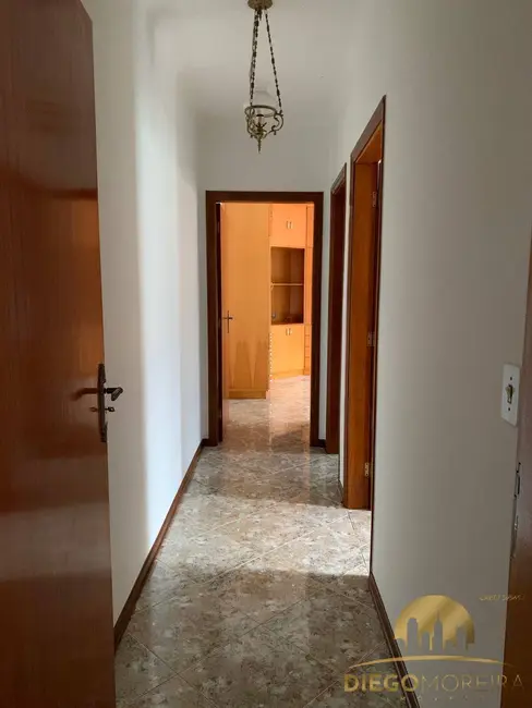 Foto 6 de Casa com 2 quartos à venda e para alugar, 300m2 em Alvinópolis, Atibaia - SP
