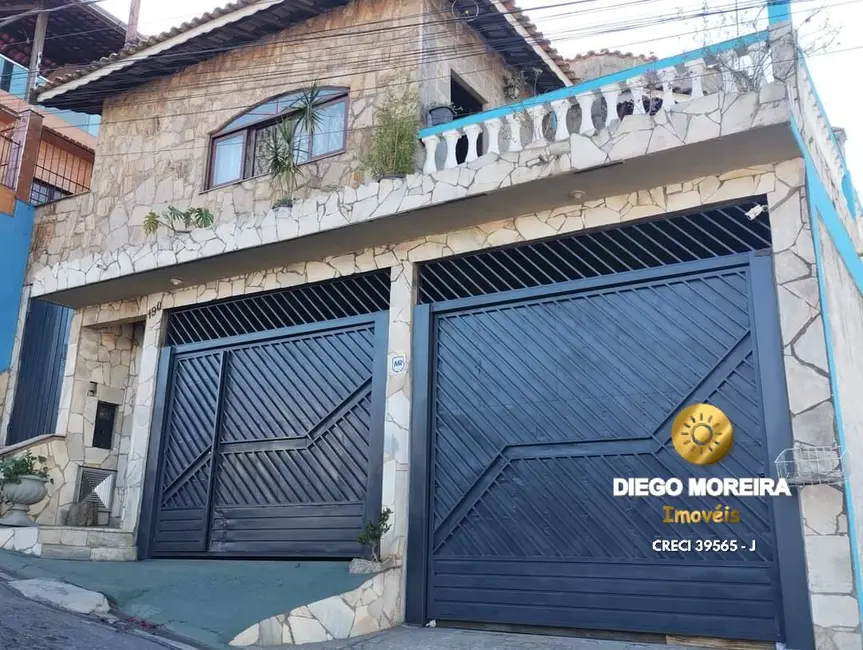 Foto 1 de Casa com 4 quartos à venda, 268m2 em Mairipora - SP