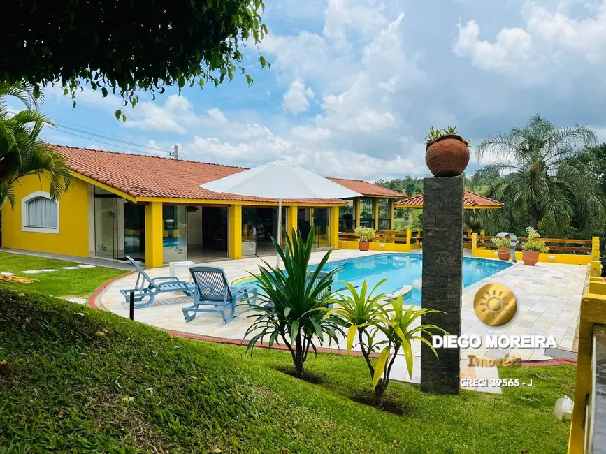 Chácara com 5 quartos à venda, 2806m2 em Piracaia - SP - imagem 8 Foto 8 de Chácara com 5 quartos à venda, 2806m2 em Piracaia - SP