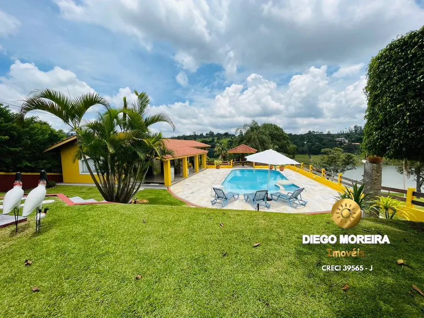 Chácara com 5 quartos à venda, 2806m2 em Piracaia - SP - imagem 7 Foto 7 de Chácara com 5 quartos à venda, 2806m2 em Piracaia - SP