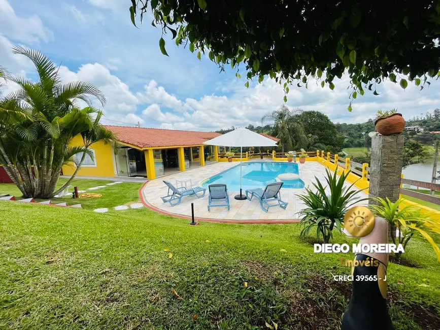 Chácara com 5 quartos à venda, 2806m2 em Piracaia - SP - imagem 6 Foto 6 de Chácara com 5 quartos à venda, 2806m2 em Piracaia - SP