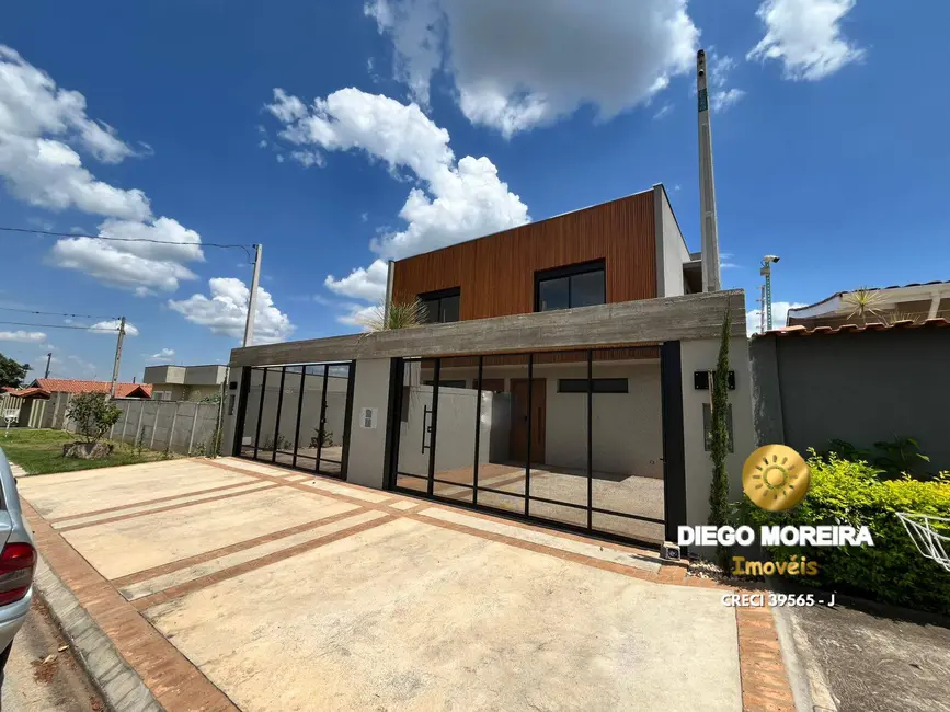 Foto 1 de Casa com 3 quartos à venda, 177m2 em Atibaia - SP