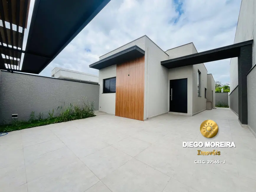 Foto 1 de Casa com 3 quartos à venda, 190m2 em Atibaia - SP