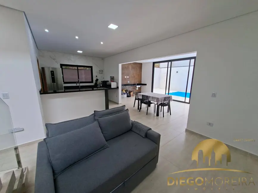 Foto 4 de Casa de Condomínio com 3 quartos para alugar, 250m2 em Parque Arco Iris, Atibaia - SP