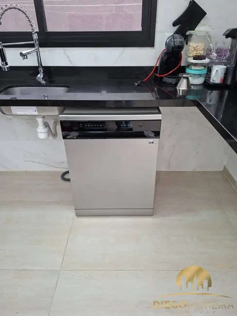 Foto 8 de Casa de Condomínio com 3 quartos para alugar, 250m2 em Parque Arco Iris, Atibaia - SP