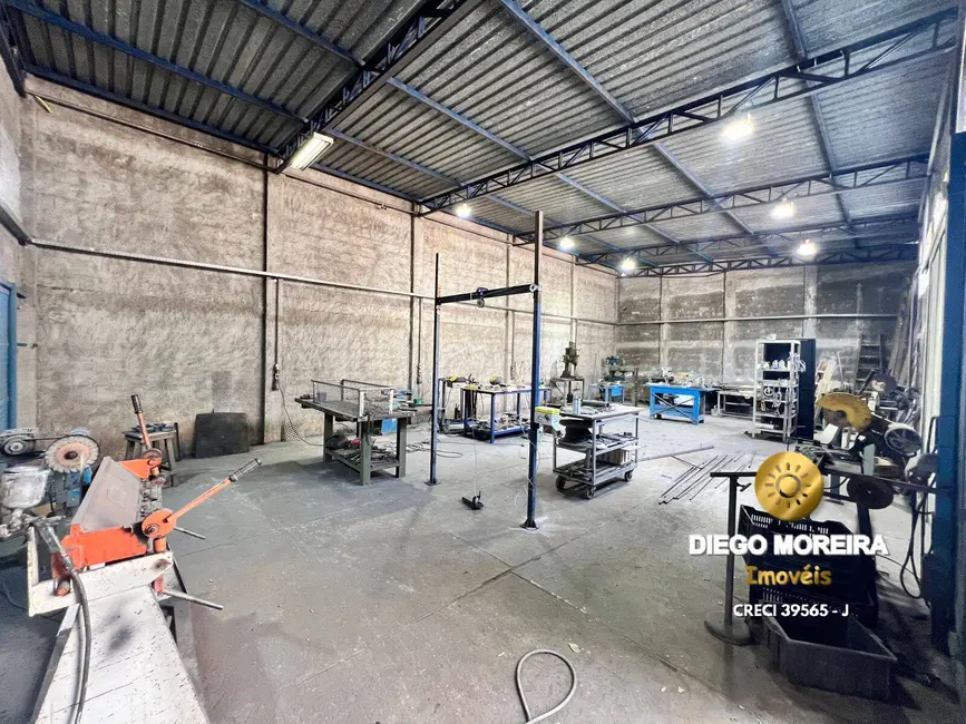 Foto 3 de Armazém / Galpão à venda e para alugar, 300m2 em Mairipora - SP