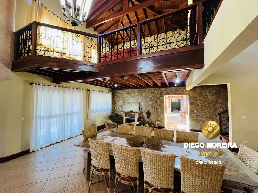 Chácara com 6 quartos à venda, 2000m2 em Piracaia - SP - imagem 8 Foto 8 de Chácara com 6 quartos à venda, 2000m2 em Piracaia - SP