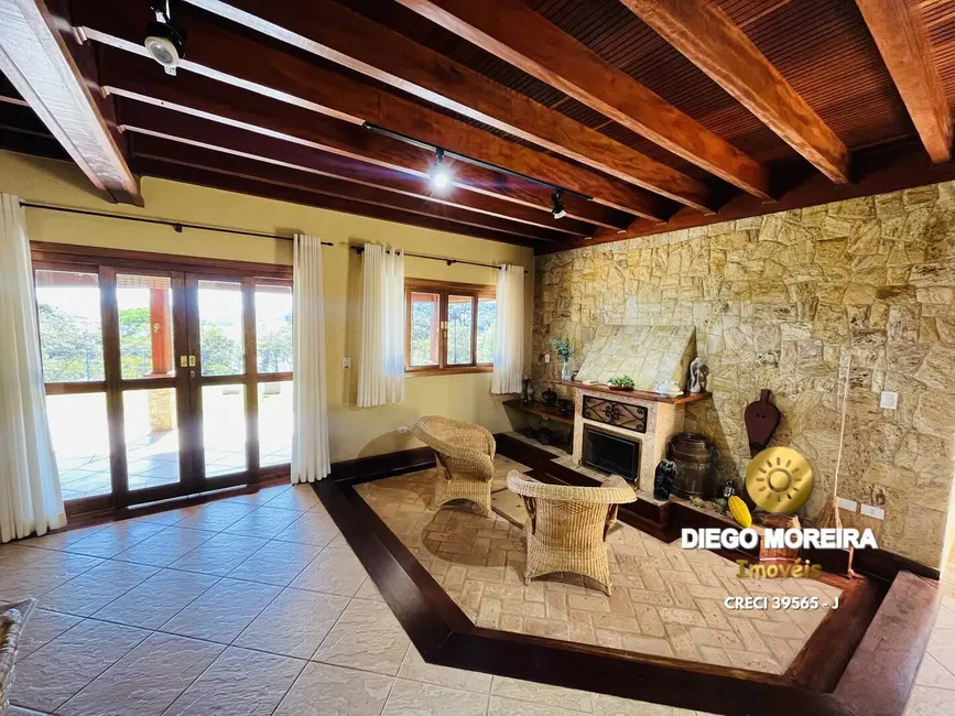 Chácara com 6 quartos à venda, 2000m2 em Piracaia - SP - imagem 9 Foto 9 de Chácara com 6 quartos à venda, 2000m2 em Piracaia - SP