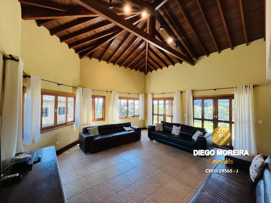 Chácara com 6 quartos à venda, 2000m2 em Piracaia - SP - imagem 6 Foto 6 de Chácara com 6 quartos à venda, 2000m2 em Piracaia - SP