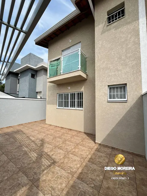 Foto 2 de Casa com 2 quartos à venda, 128m2 em Nova Cerejeira, Atibaia - SP