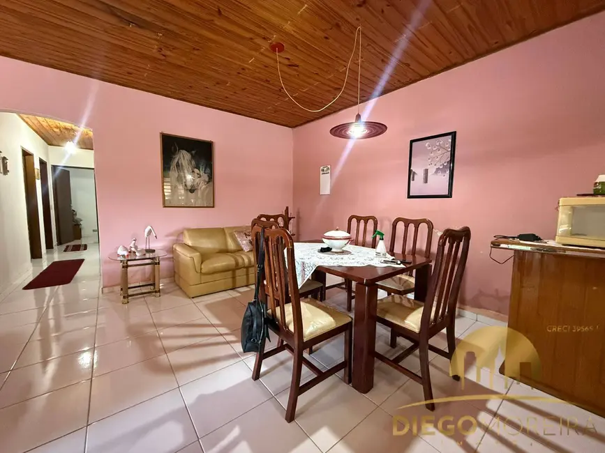 Foto 4 de Chácara com 3 quartos à venda, 200m2 em Bom Jesus Dos Perdoes - SP